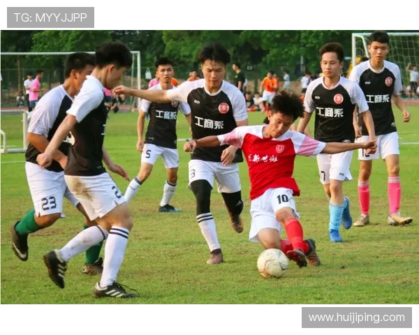 洪山区足球代表队奋勇拼搏展现青春风采推动区域体育事业全面发展