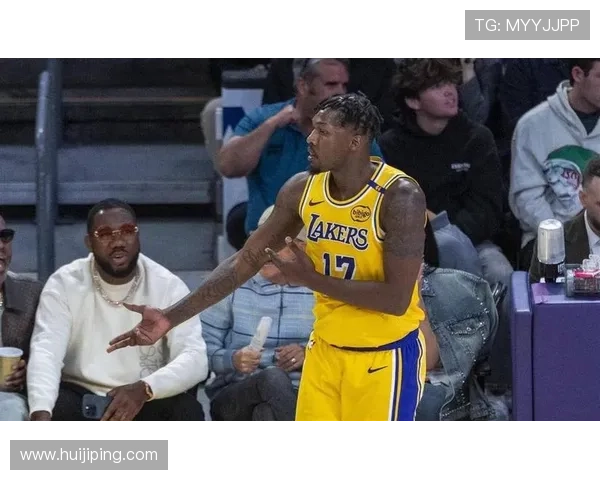 火箭逆转绝杀湖人引爆全场新援表现成最大亮点球队前景受关注热议 火箭逆转绝杀湖人引爆全场新援表现成最大亮点球队前景受关注热议